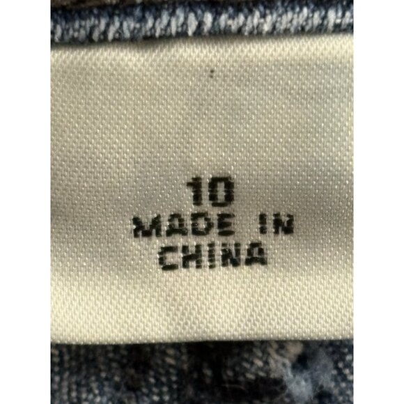 St Johns Bay Women Size 10 Jean Shorts 30X10 Denim Stretch - Picture 9 of 10